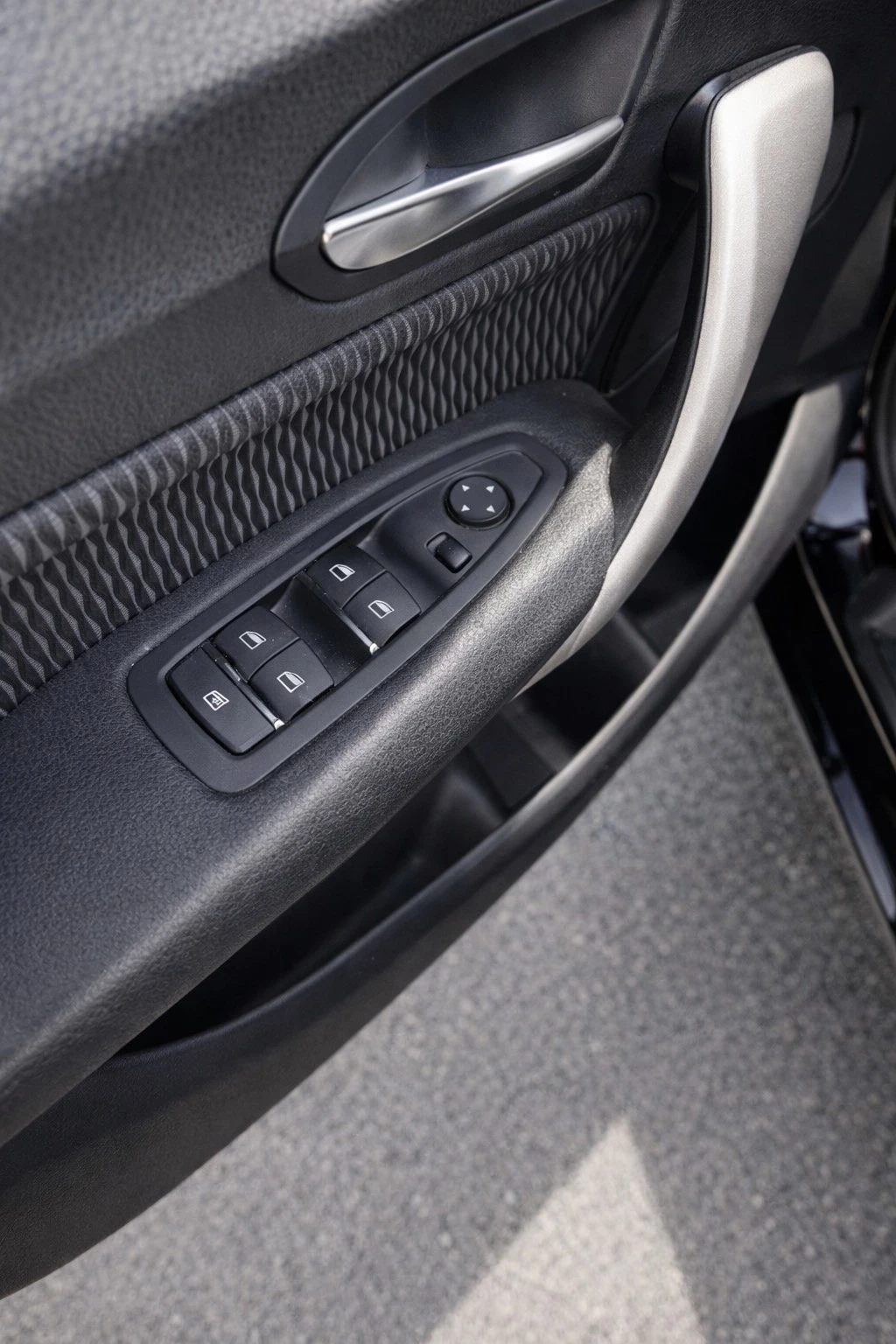 BMW 118, снимка 6 - Автомобили и джипове - 53930630