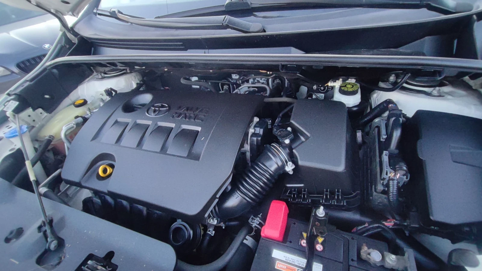 Toyota Verso 1.6i 7-местна, снимка 17 - Автомобили и джипове - 53800836