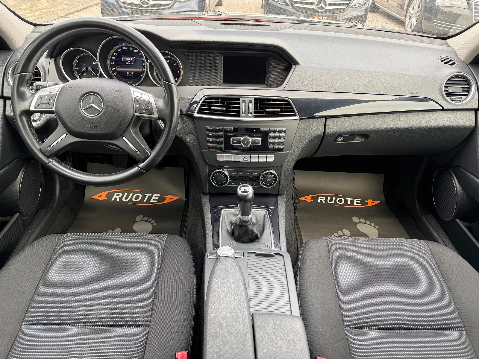 Mercedes-Benz C 200 CDi * Facelift* LED/Навигация, снимка 9 - Автомобили и джипове - 54083627