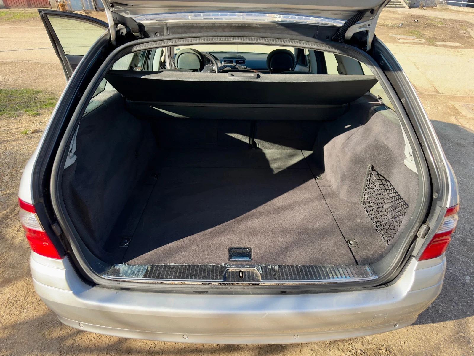 Mercedes-Benz E 220 CDI, снимка 7 - Автомобили и джипове - 54579755