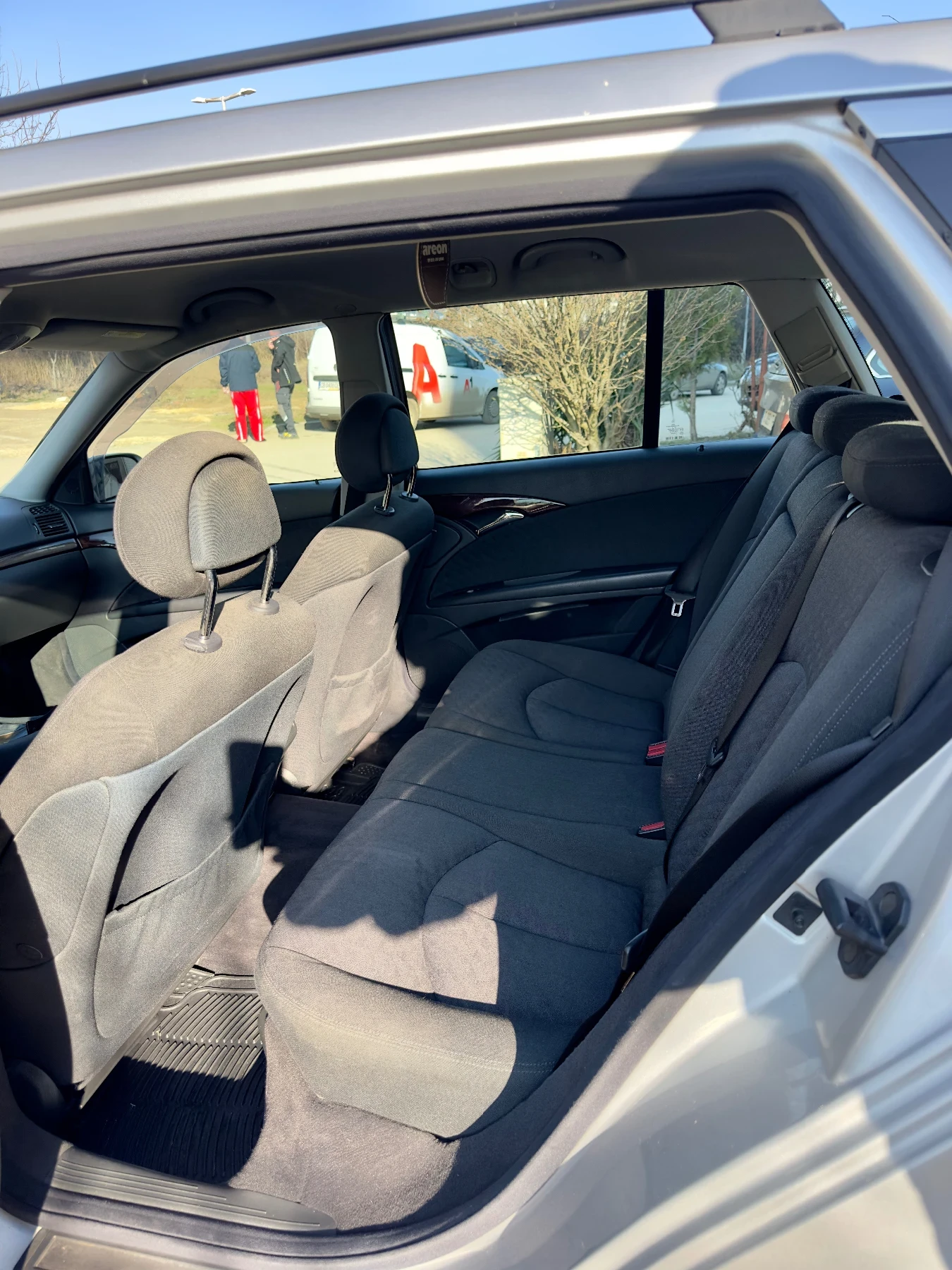 Mercedes-Benz E 220 CDI, снимка 9 - Автомобили и джипове - 54579755