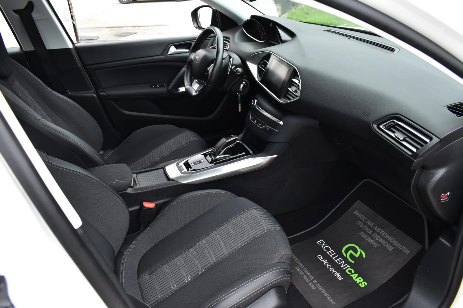 Peugeot 308 SW* AUTOMAT* FULL-LED, снимка 11 - Автомобили и джипове - 54608888