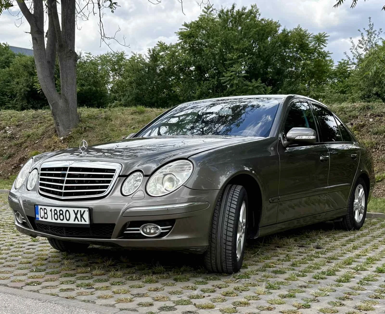 Mercedes-Benz E 280 Facelift , снимка 5 - Автомобили и джипове - 54963600