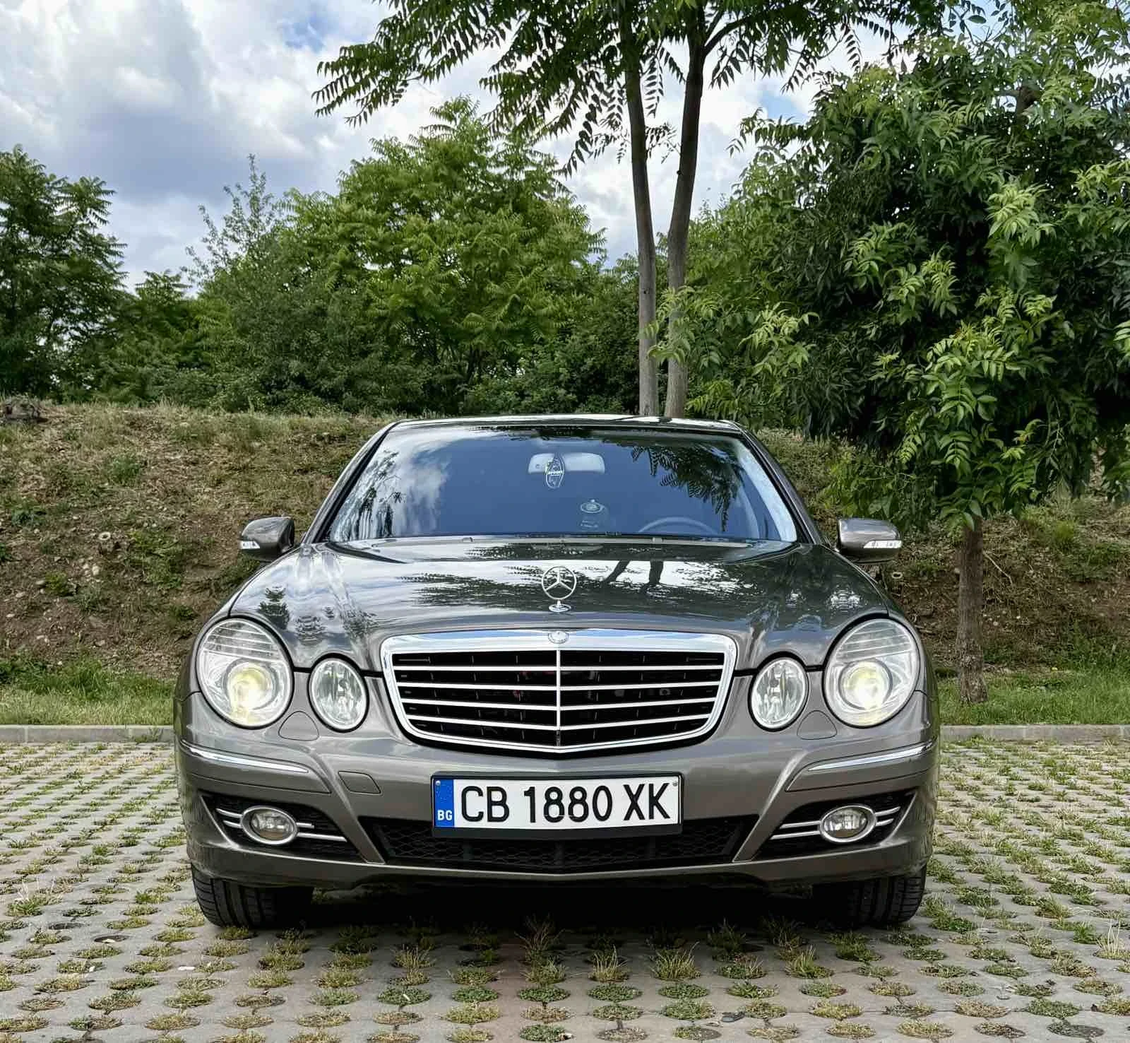 Mercedes-Benz E 280 Facelift , снимка 8 - Автомобили и джипове - 54963600
