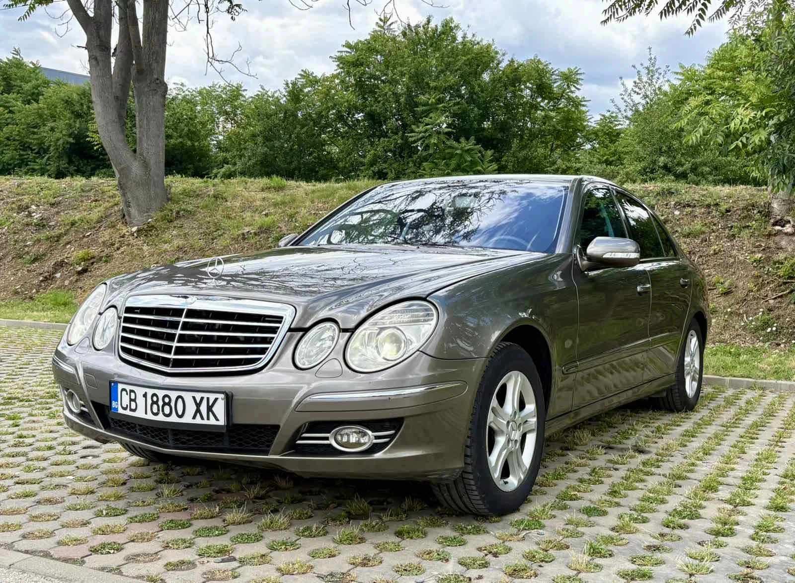 Mercedes-Benz E 280 Facelift , снимка 17 - Автомобили и джипове - 54963600
