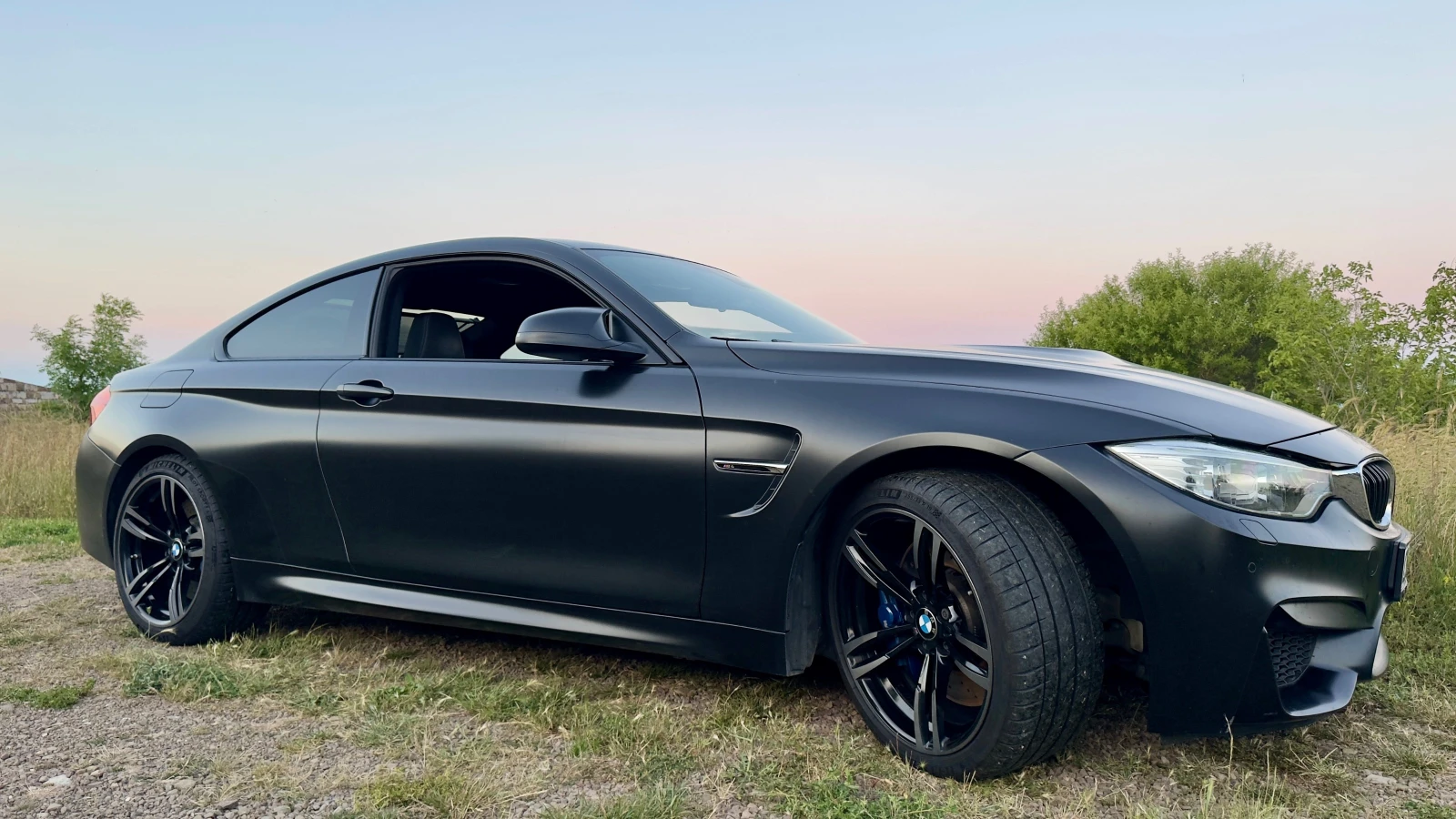 BMW M4, снимка 2 - Автомобили и джипове - 54971295