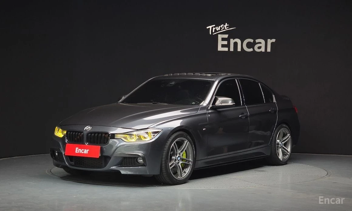 BMW 330
