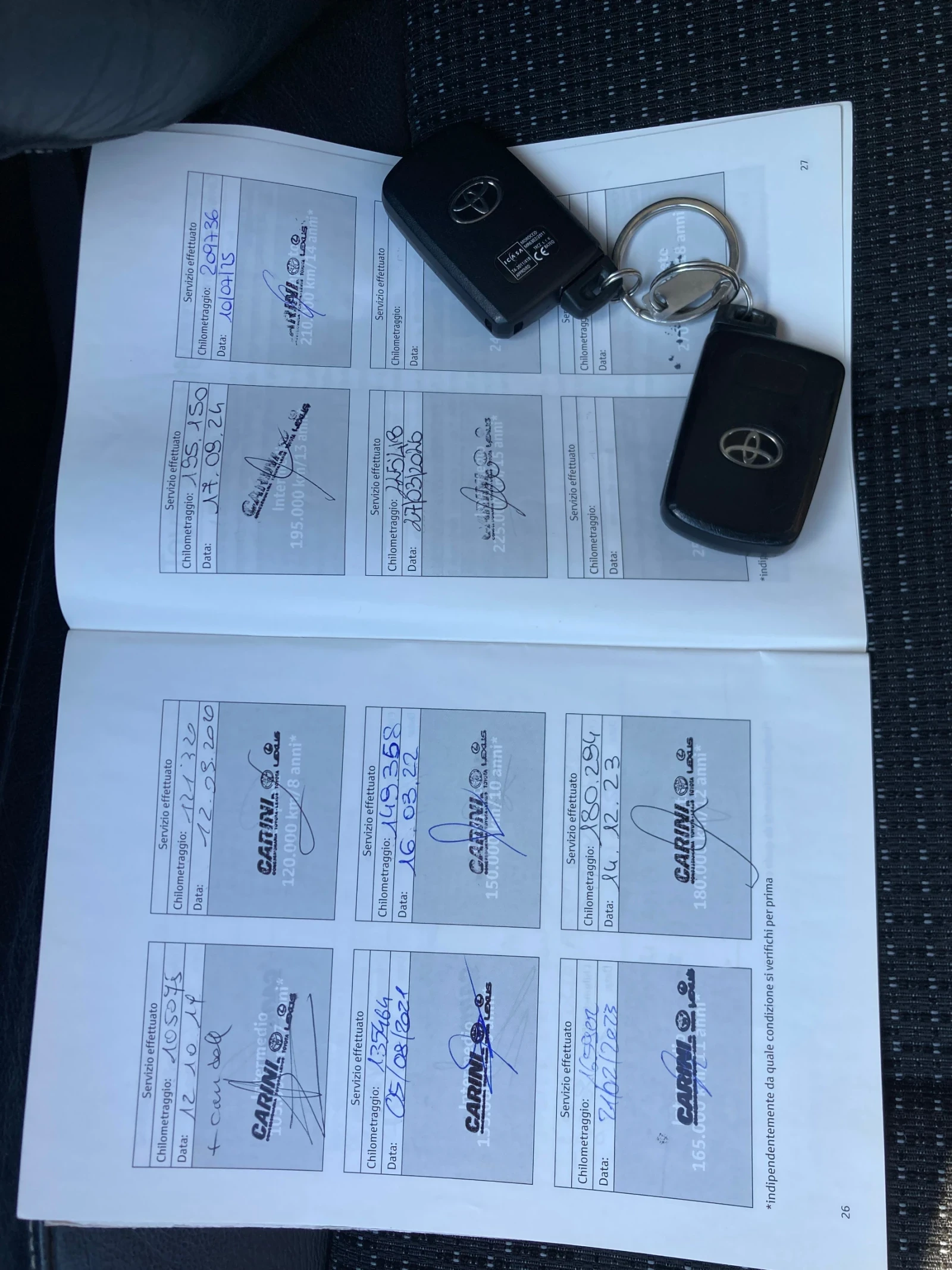 Toyota Auris 1.8 Benzin+ Hibrid 99ks FULL Ekstri, снимка 14 - Автомобили и джипове - 55064402