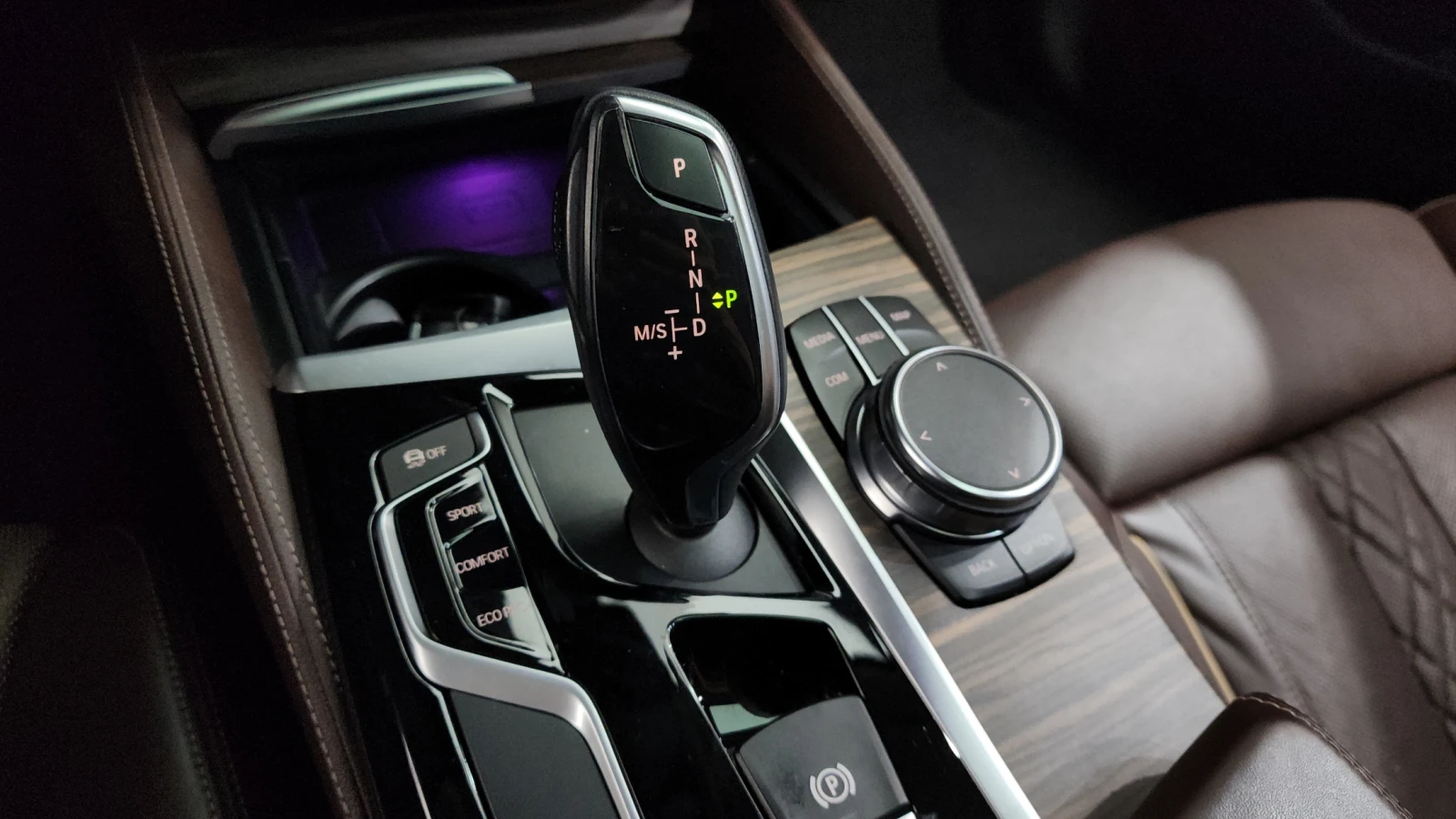 BMW 530 ��. ��������* BLIND SPOT* HUD* ���* ������ ���� | Mobile.bg � ����������� 9