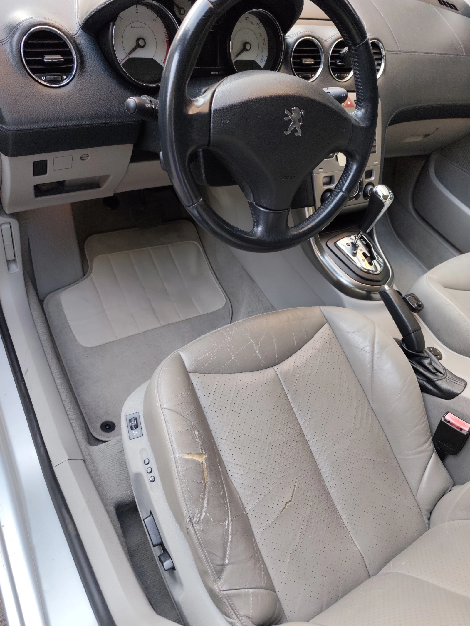 Peugeot 308, снимка 5 - Автомобили и джипове - 55436049
