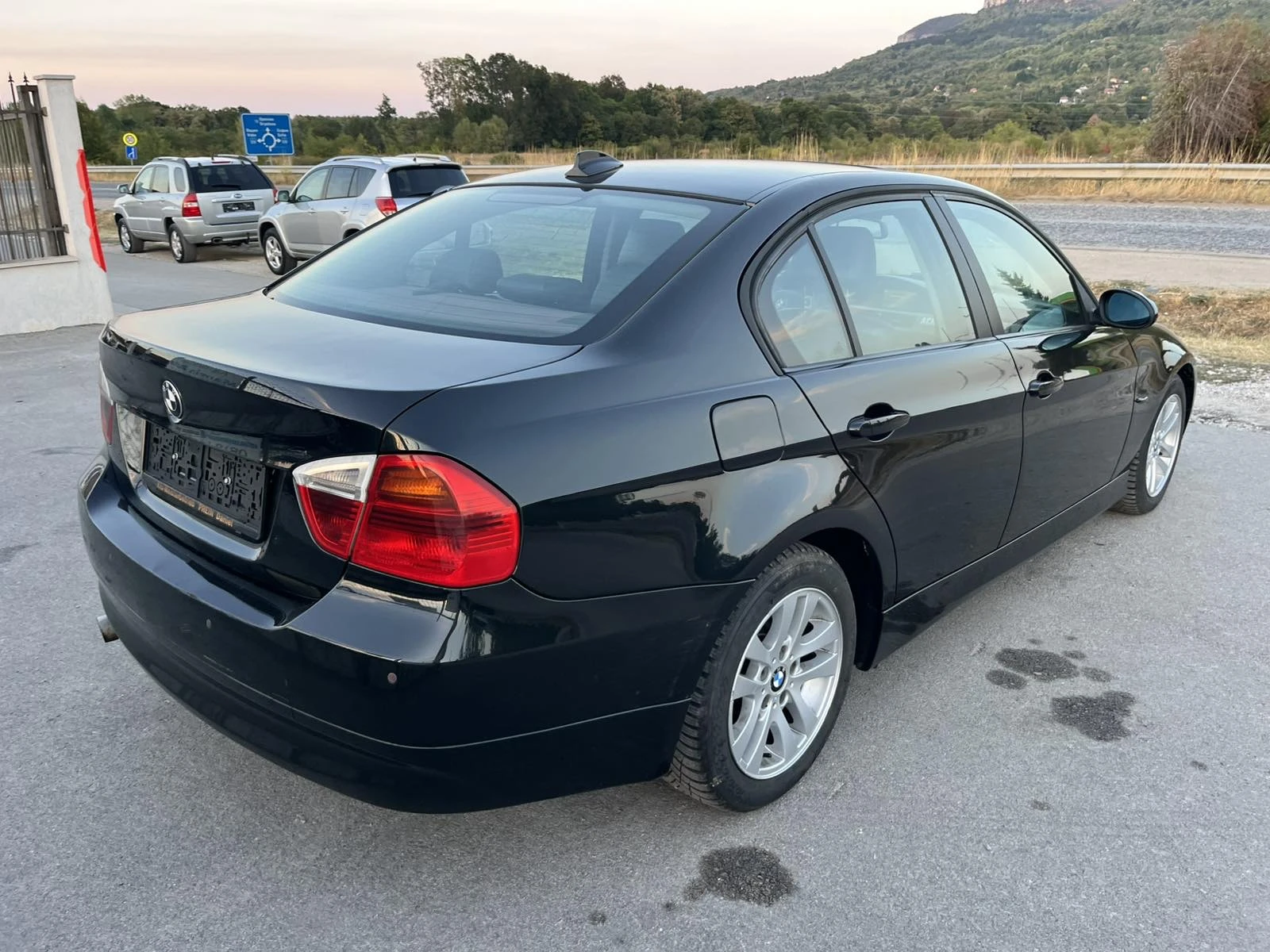 BMW 320 2.0d 163кс 6 ск EURO 4 КОЖА С ПОДГРЕВ, снимка 4 - Автомобили и джипове - 56154794