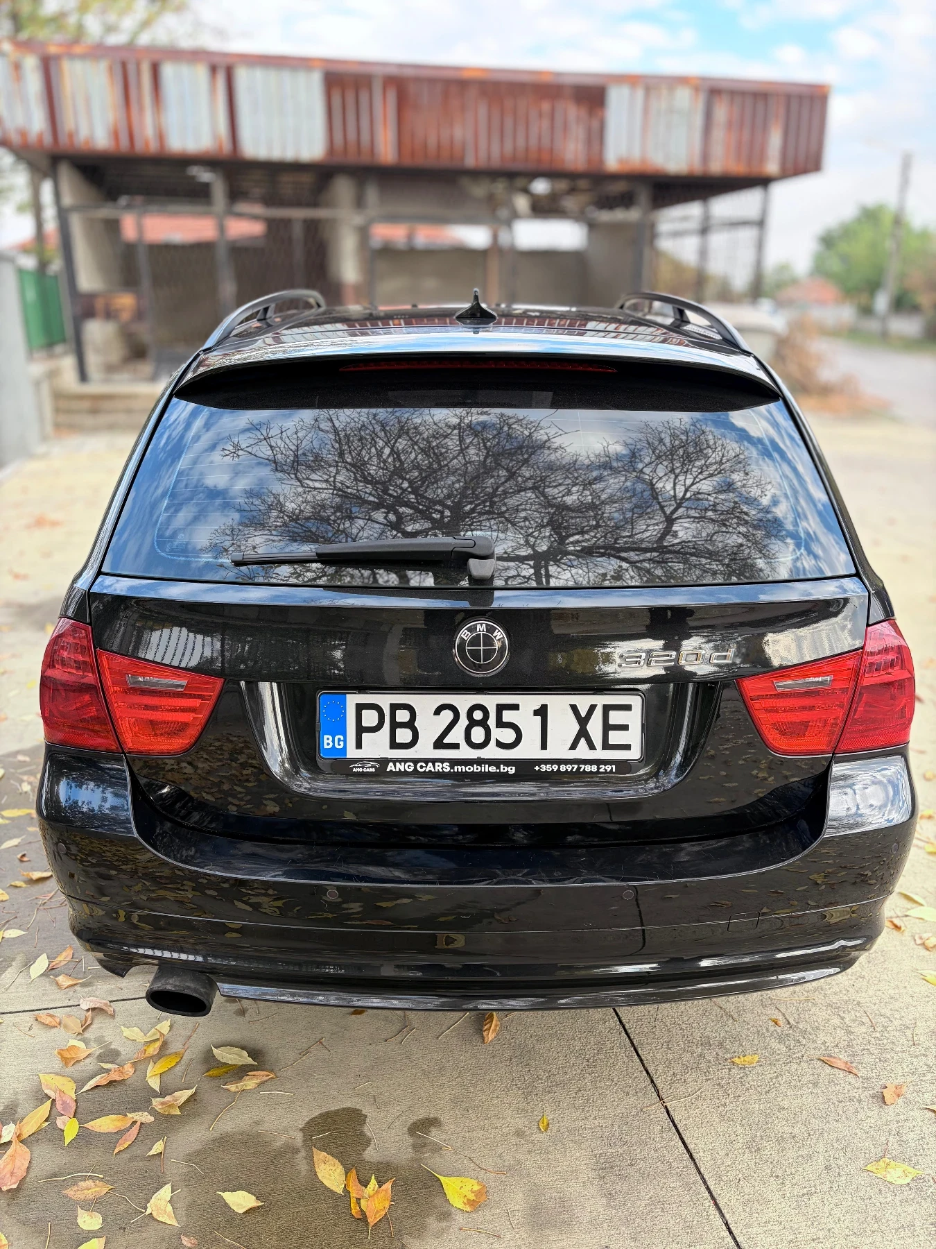 BMW 320 Xd 2010 Facelift, снимка 3 - Автомобили и джипове - 56628463