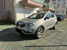 Обява за продажба на Kia Sportage 2.0 CRDI/ 4X4/ NAVI/ CAMERA/ KEYLESS/ CAR PLAY/   ~24 790 лв. - изображение 2