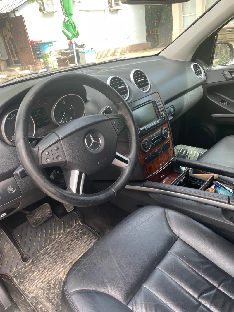 Mercedes-Benz ML 320, снимка 3 - Автомобили и джипове - 47321186