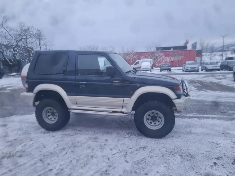 Mitsubishi Pajero, снимка 6 - Автомобили и джипове - 48682348