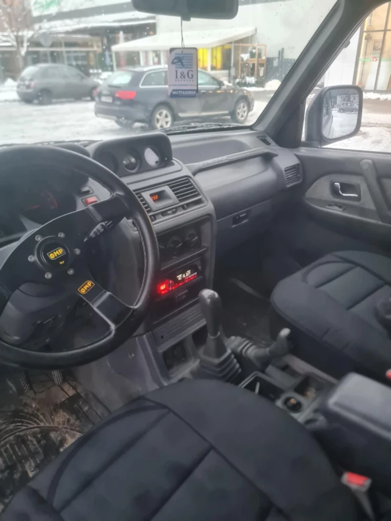 Mitsubishi Pajero, снимка 7 - Автомобили и джипове - 48682348