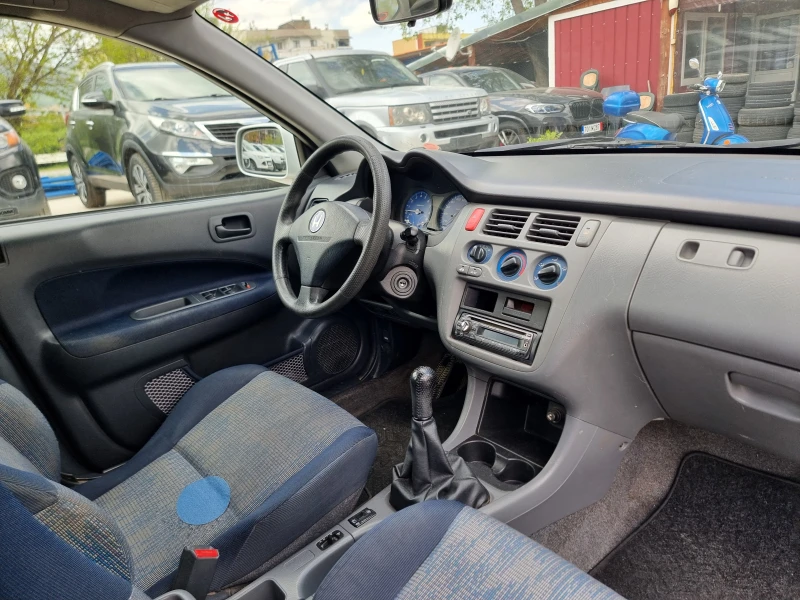 Honda Hr-v 1.6I GAS, снимка 15 - Автомобили и джипове - 50008898