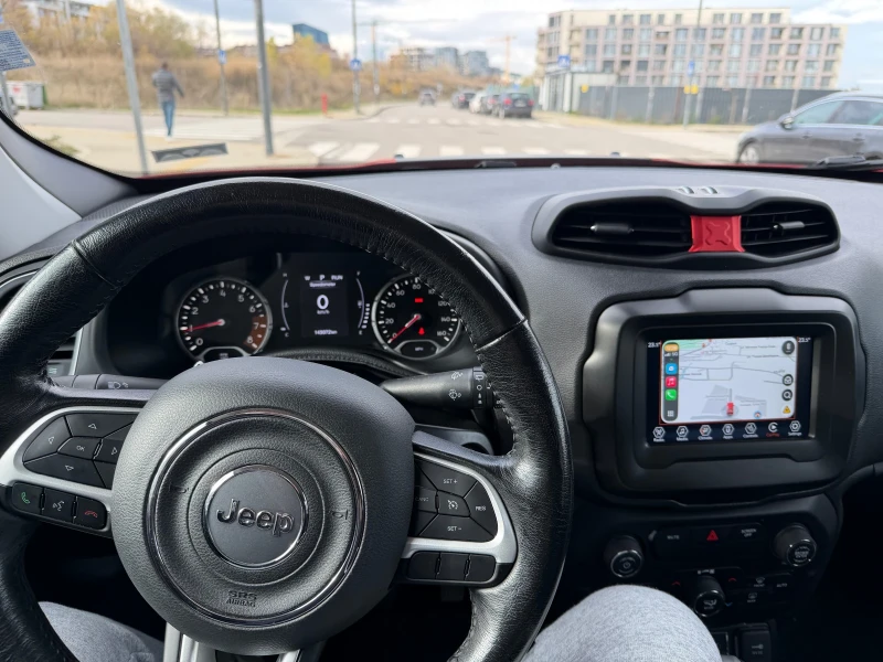 Jeep Renegade, снимка 8 - Автомобили и джипове - 52575567