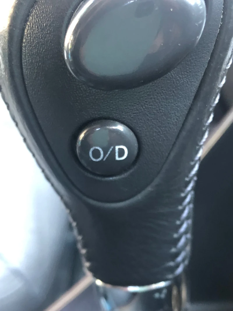 Toyota Harrier SUV, снимка 9 - Автомобили и джипове - 53430105