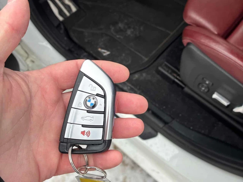 BMW X4 * M40i * CARFAX * ПАНОРАМА* ПОДГРЕВ* , снимка 11 - Автомобили и джипове - 53515169