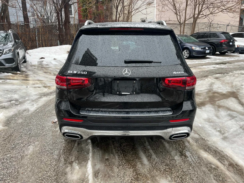 Mercedes-Benz GLB * 250 * CARFAX * БЕЗ ПЪРВОНАЧАЛНА ВНОСКА, снимка 6 - Автомобили и джипове - 53569695