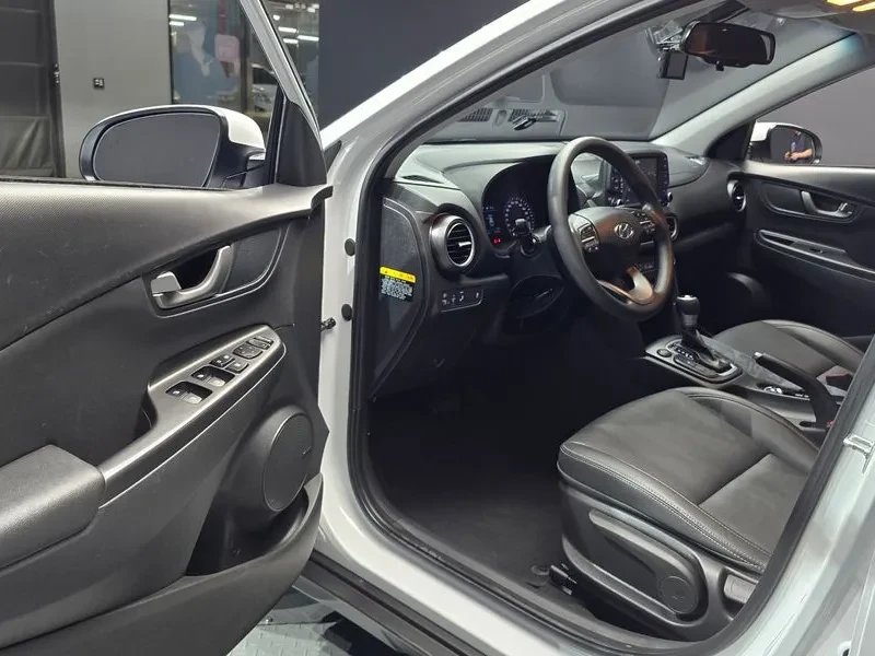 Hyundai Kona 1.6 Turbo 2Wd Modern, снимка 10 - Автомобили и джипове - 55888820
