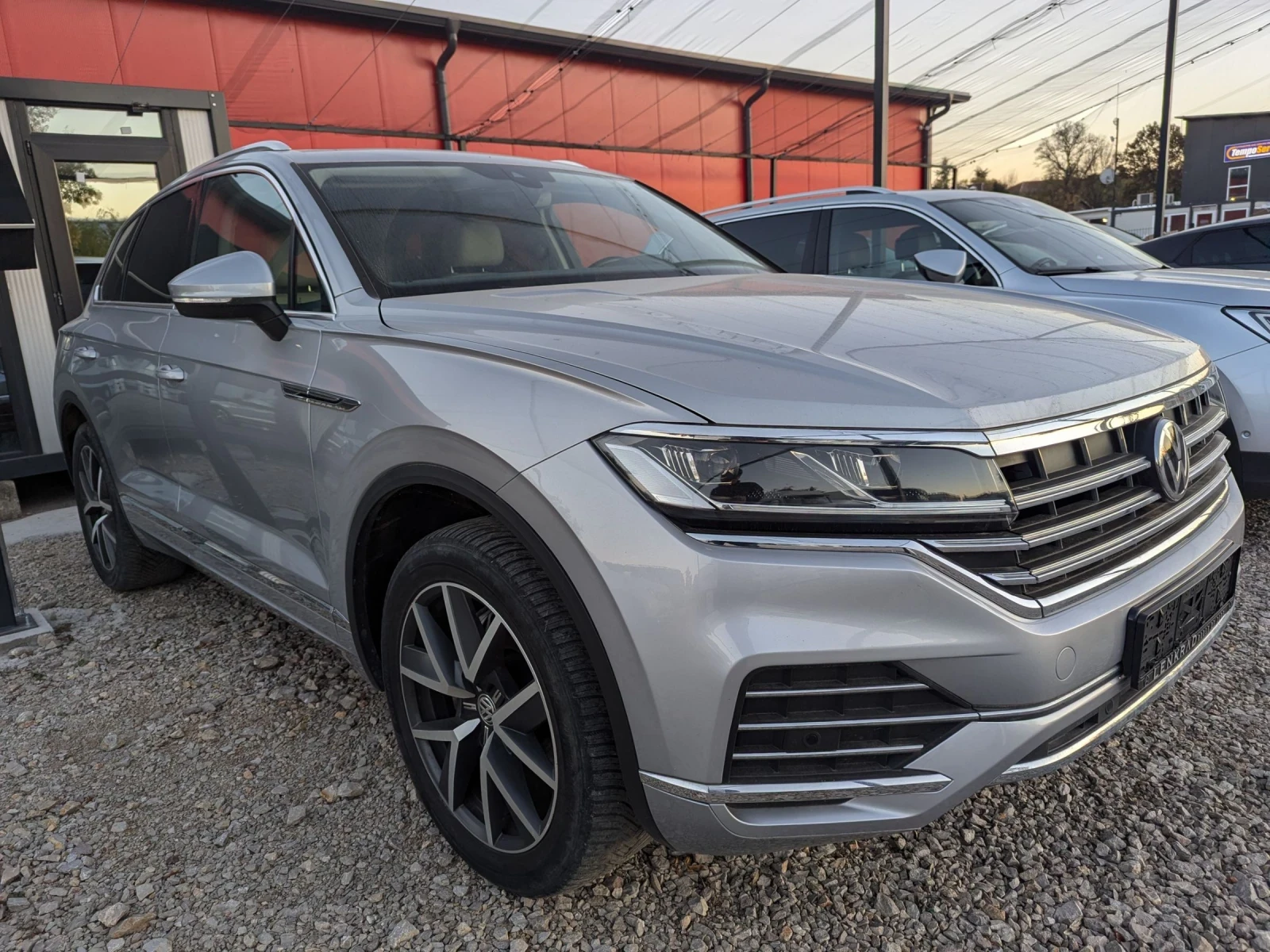 VW Touareg 3.0TDI 125, 079км - изображение 2