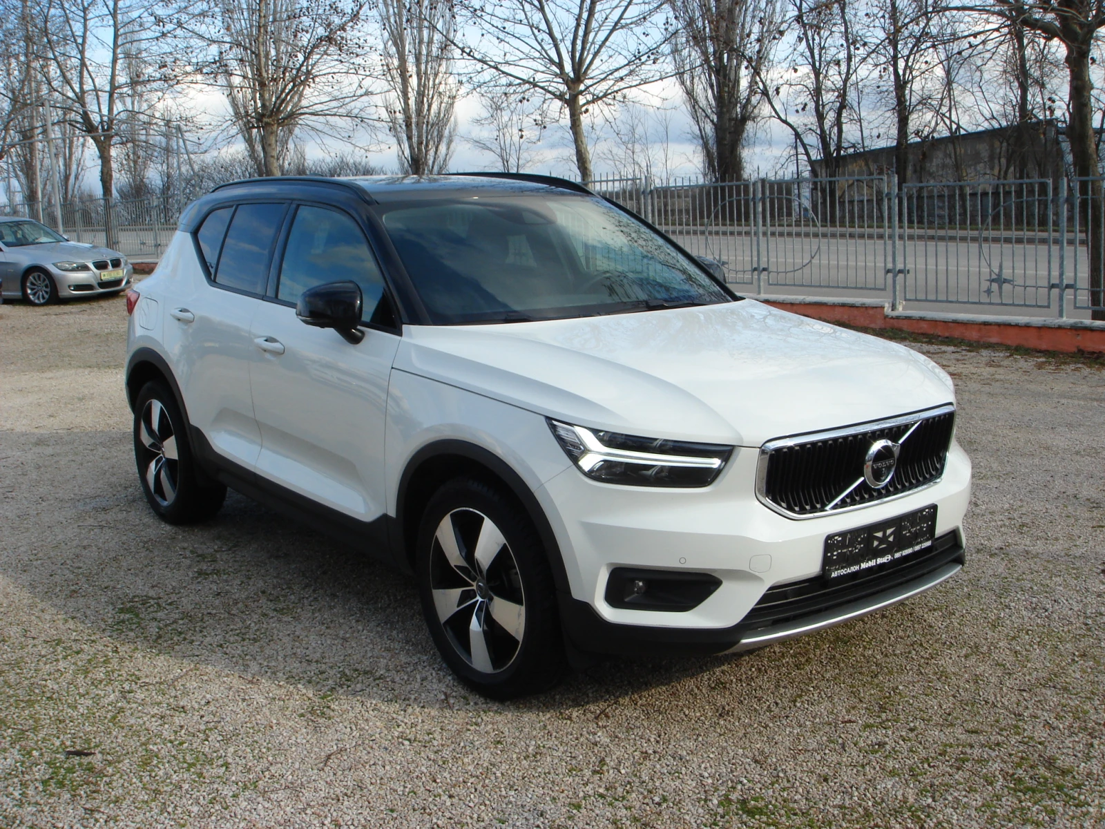 Volvo XC40 2.0D 4X4 AVTOMAT EURO 6D - изображение 7