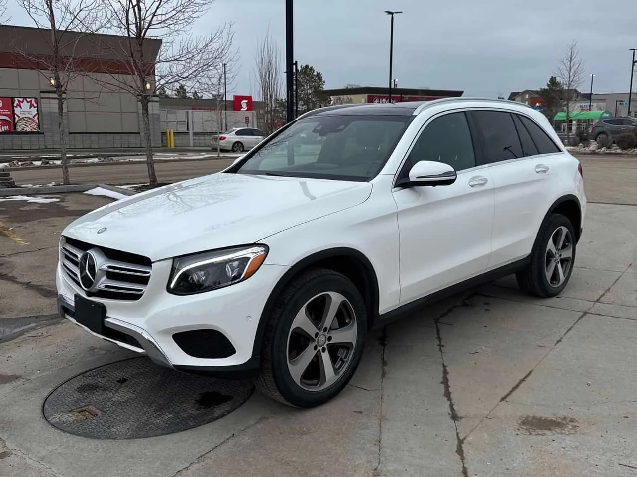 Mercedes-Benz GLC 300 * 4MATIC * CARFAX * ПАНОРАМА * 360 * KEYLESS