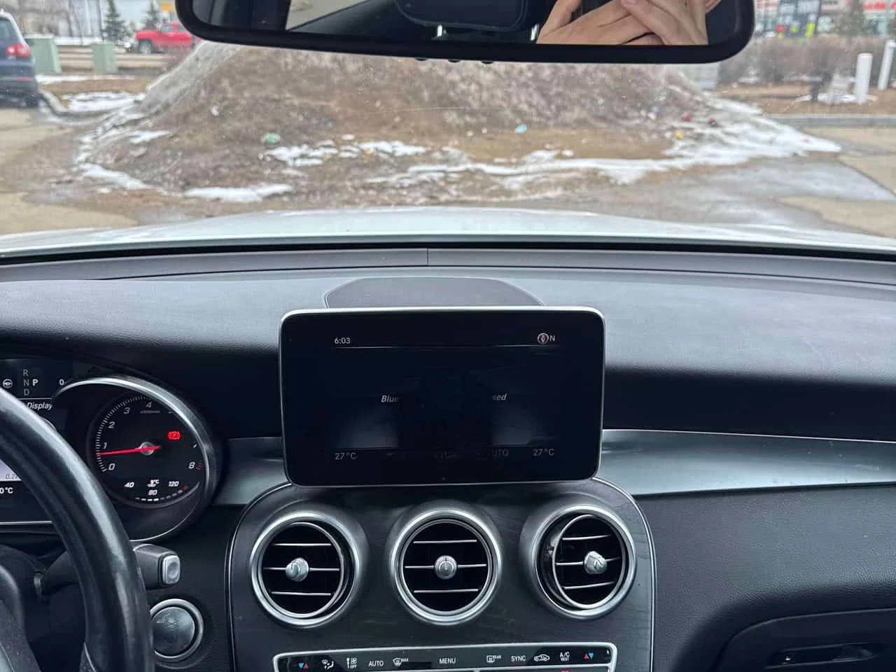 Mercedes-Benz GLC 300 * 4MATIC * CARFAX * ПАНОРАМА * 360 * KEYLESS, снимка 8 - Автомобили и джипове - 54079238