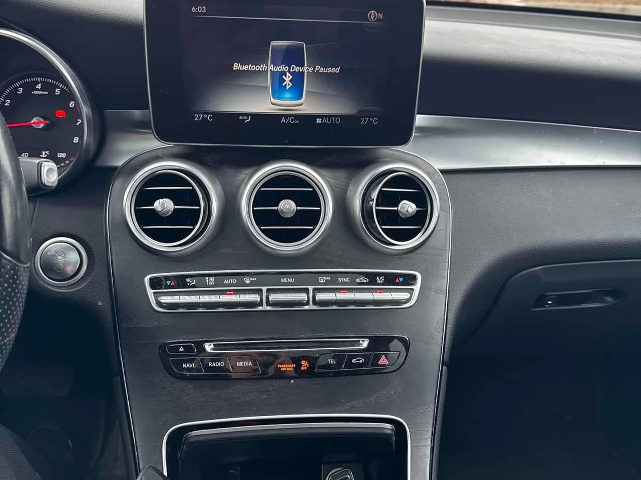 Mercedes-Benz GLC 300 * 4MATIC * CARFAX * ПАНОРАМА * 360 * KEYLESS, снимка 9 - Автомобили и джипове - 54079238