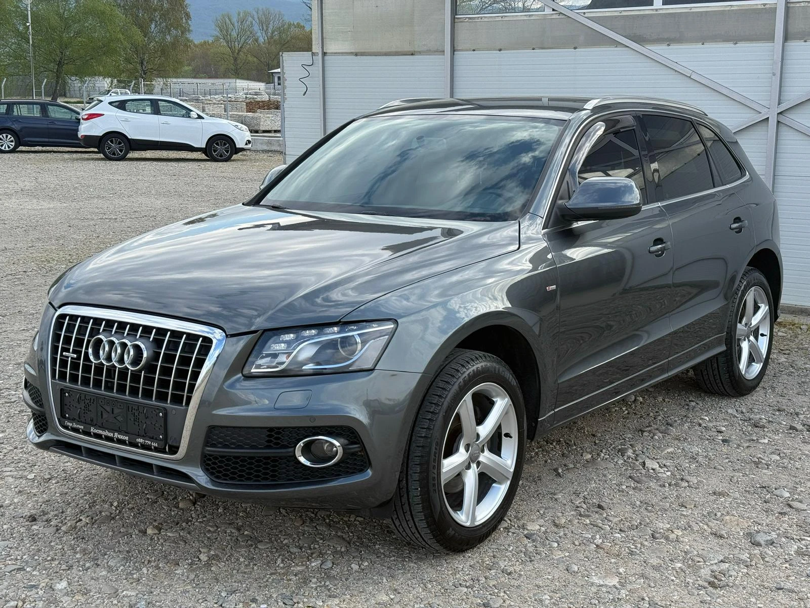 Audi Q5 2.0 TDI S-line/Quattro/Навигация/Led/Лизинг, снимка 8 - Автомобили и джипове - 54234921