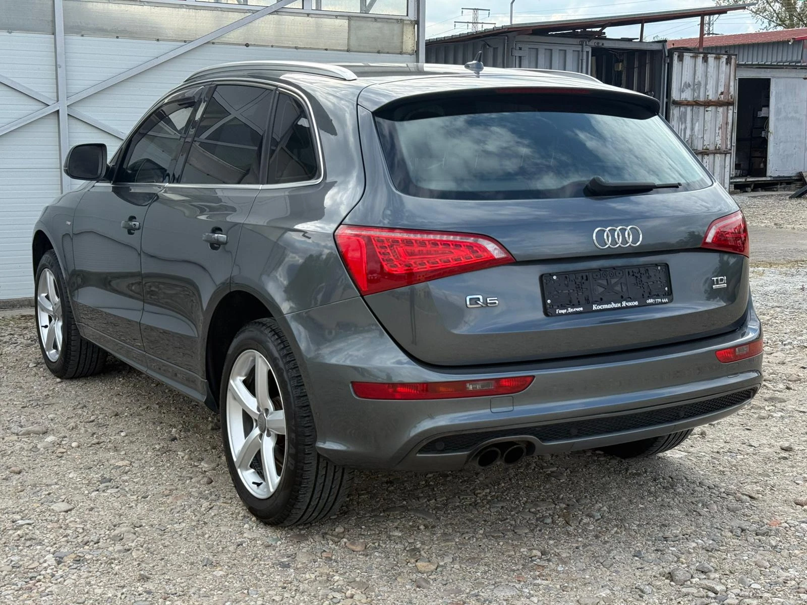 Audi Q5 2.0 TDI S-line/Quattro/Навигация/Led/Лизинг, снимка 6 - Автомобили и джипове - 54234921