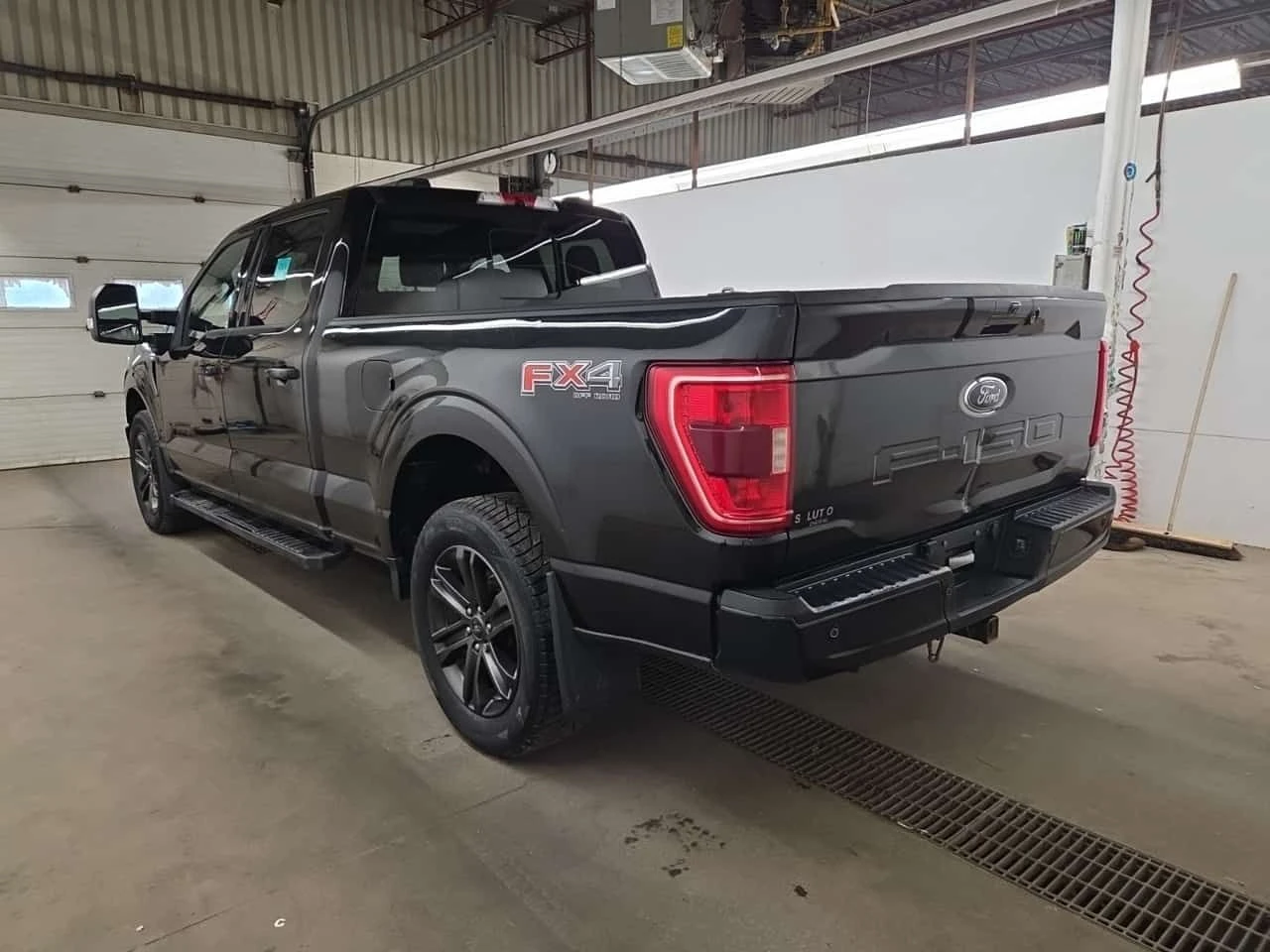 Ford F150 XLT CREW CAB STD BED| PANO| 2 КЛЮЧА| ПОДГРЕВИ| , снимка 4 - Автомобили и джипове - 54424536