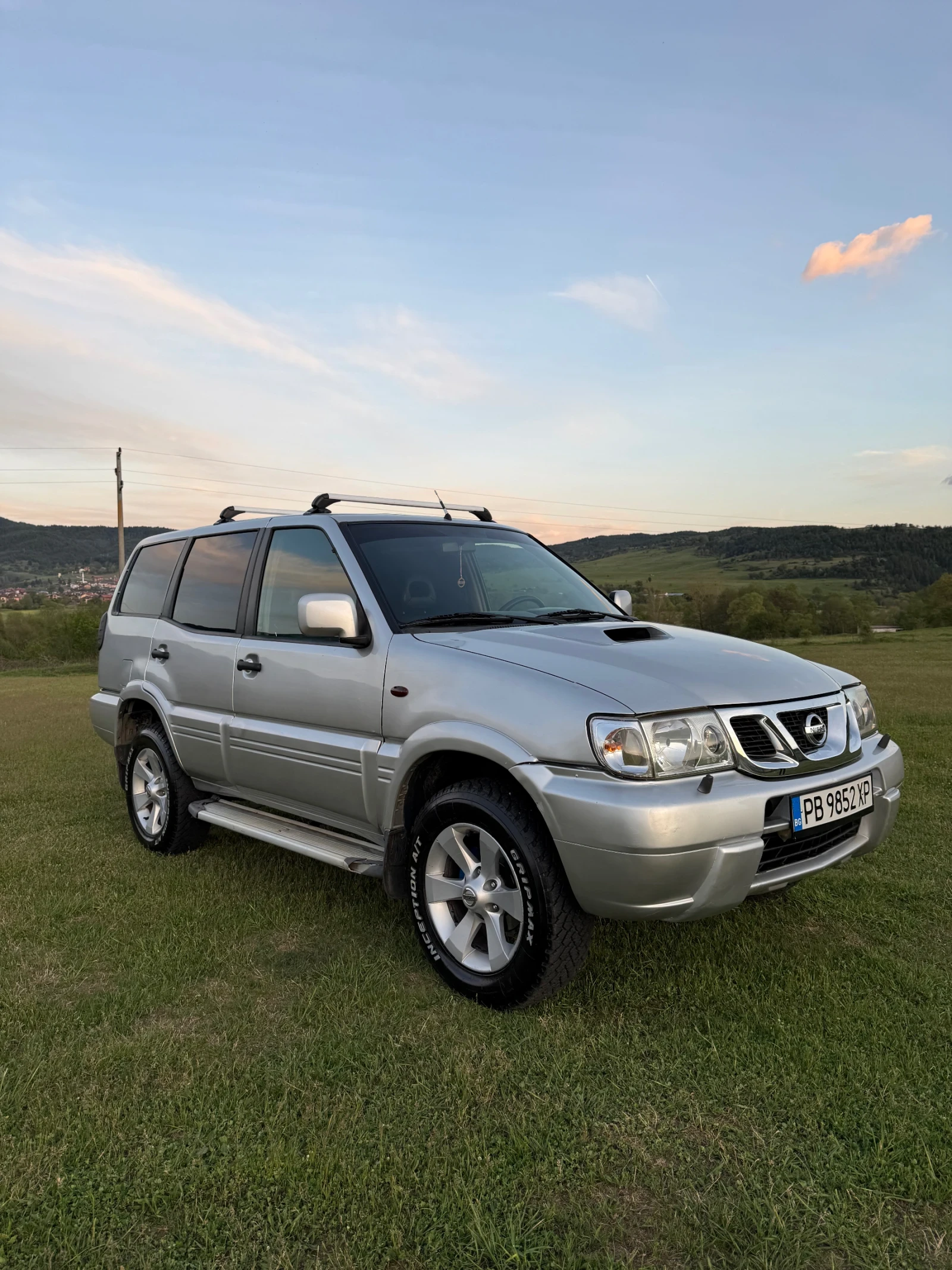 Nissan Terrano Топ Състояни, снимка 2 - Автомобили и джипове - 54455459