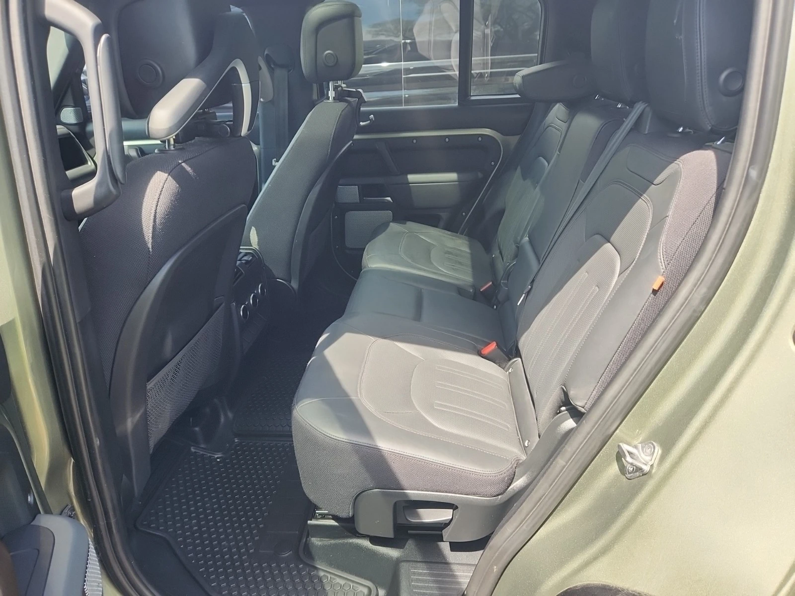 Land Rover Defender 3L 6cyl AWD | Mobile.bg � ����������� 12