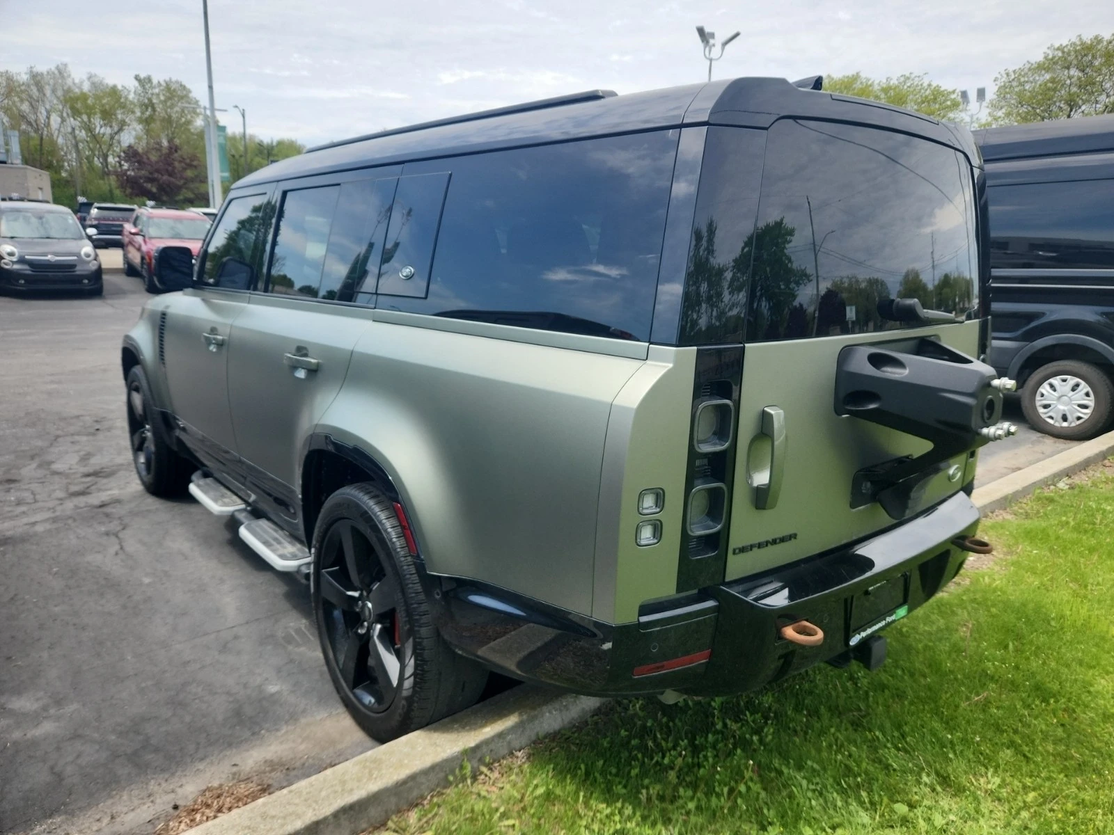 Land Rover Defender 3L 6cyl AWD | Mobile.bg � ����������� 4
