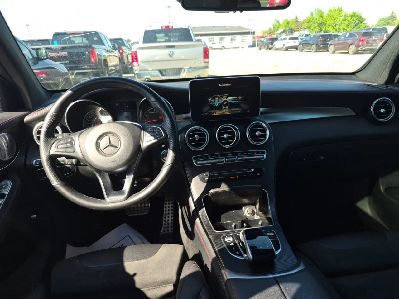 Mercedes-Benz GLC 43 AMG * CARFAX * ЦЕНА ДО БГ, снимка 6 - Автомобили и джипове - 55541545