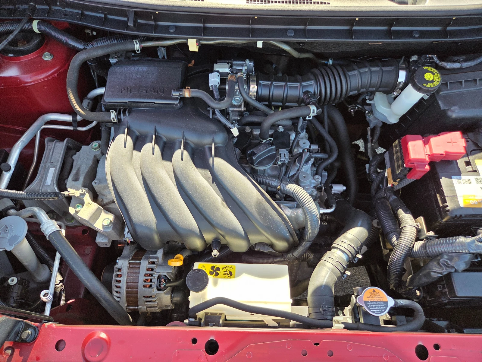 Nissan Juke 1.6 16V, снимка 14 - Автомобили и джипове - 55698292
