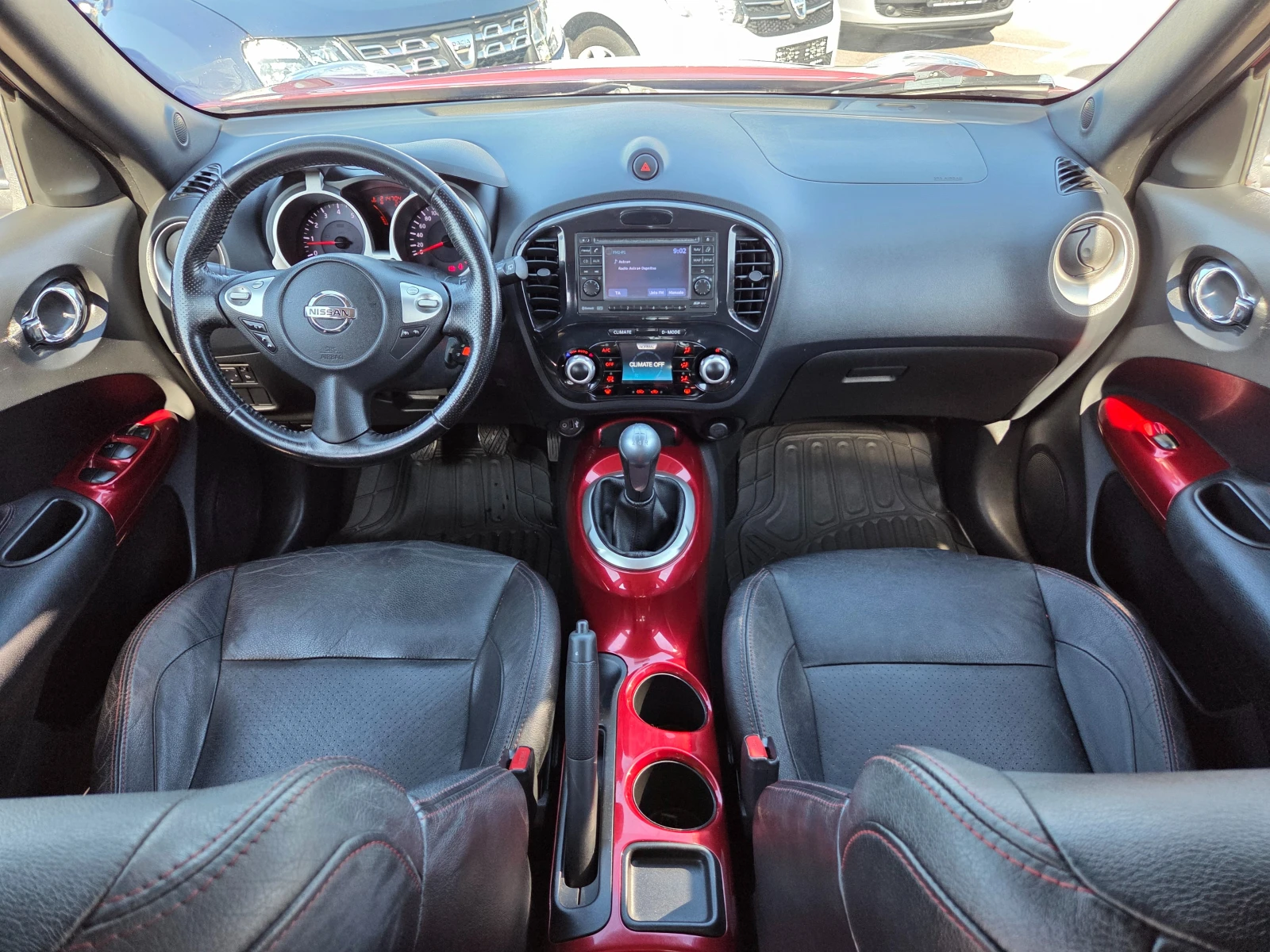Nissan Juke 1.6 16V, снимка 8 - Автомобили и джипове - 55698292