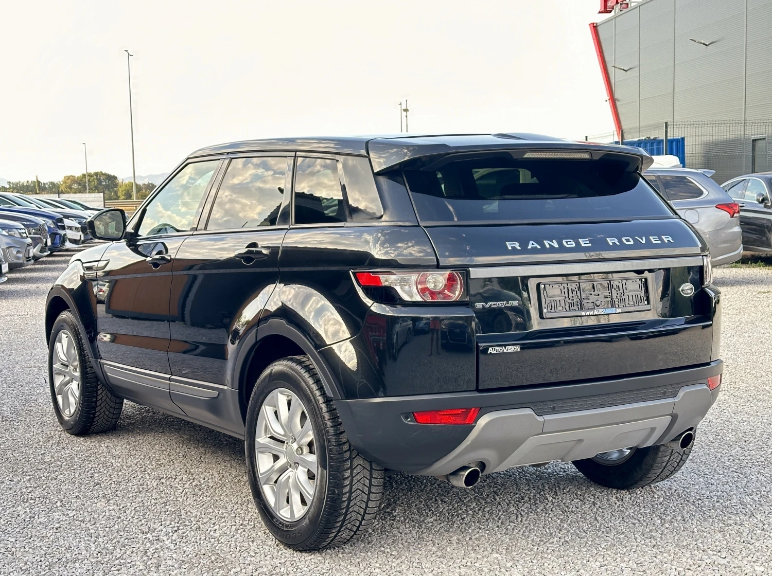 Land Rover Evoque 2.0Si4 4x4 AT9 Кожа Подгрев Navi Panorama, снимка 2 - Автомобили и джипове - 55940729