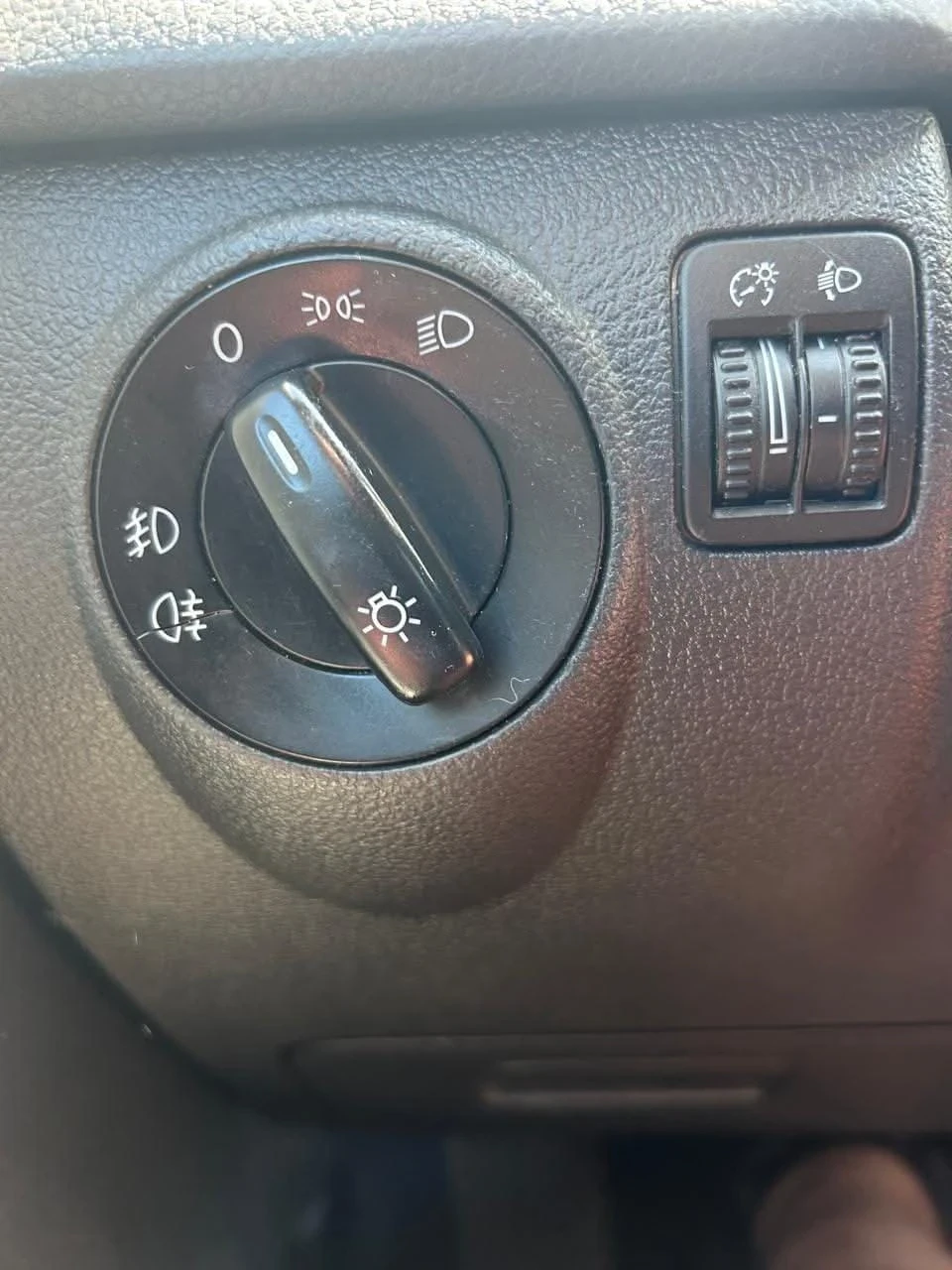 VW Tiguan, снимка 12 - Автомобили и джипове - 56217930