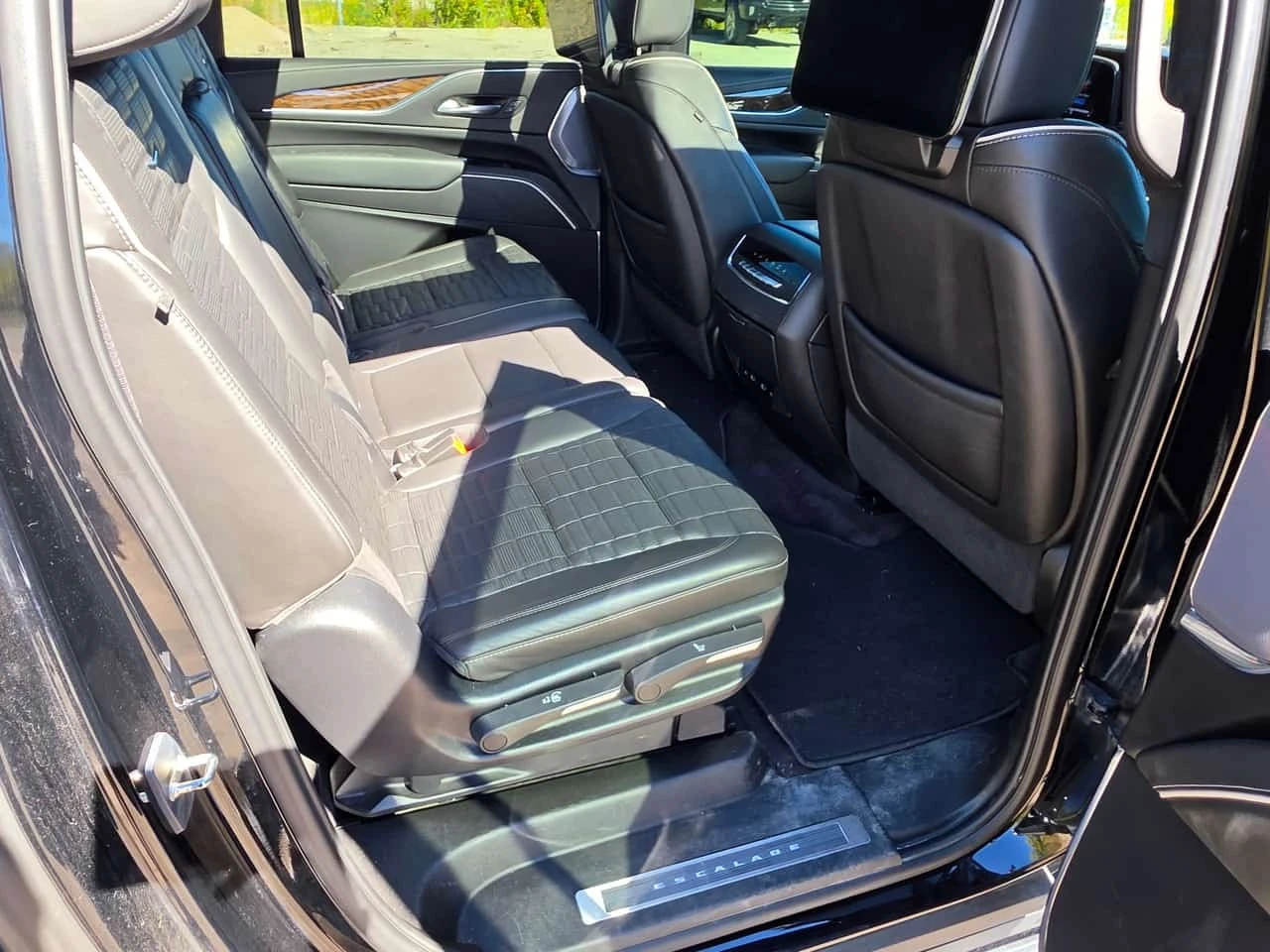Cadillac Escalade ESV Sport Platinum / ОТ ПРЕДСТАВИТЕЛСТВО , снимка 11 - Автомобили и джипове - 56295678