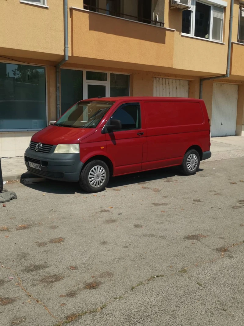 VW T5, снимка 1 - Бусове и автобуси - 47410346