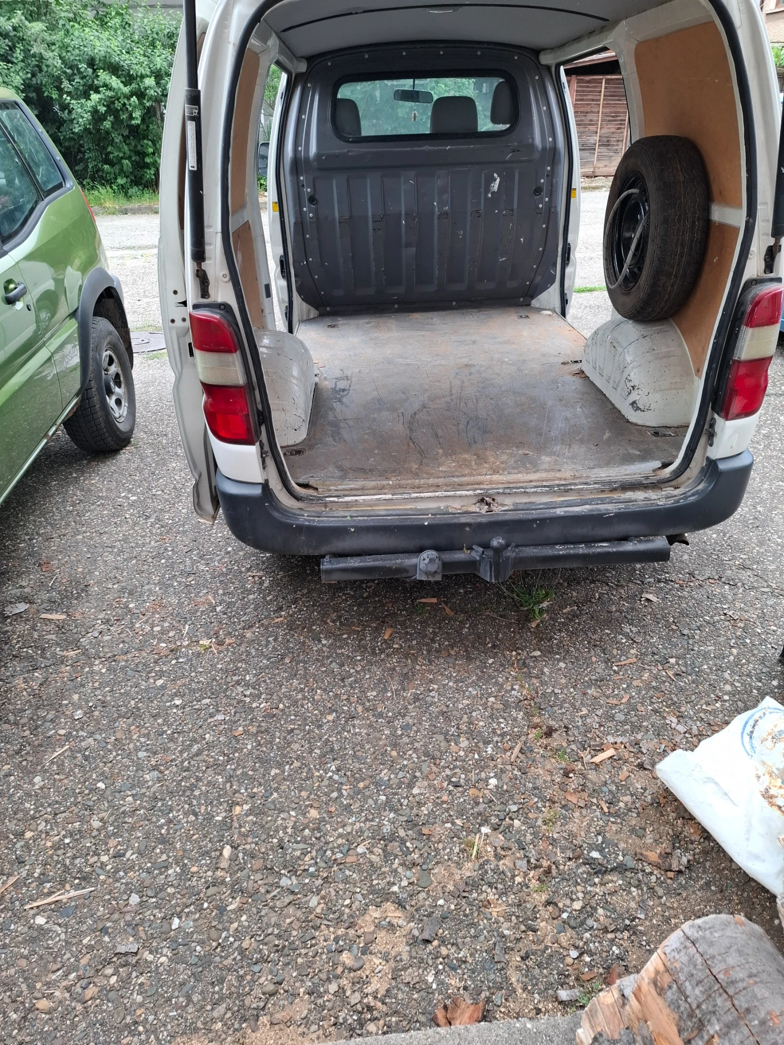 Toyota Hiace  - изображение 6