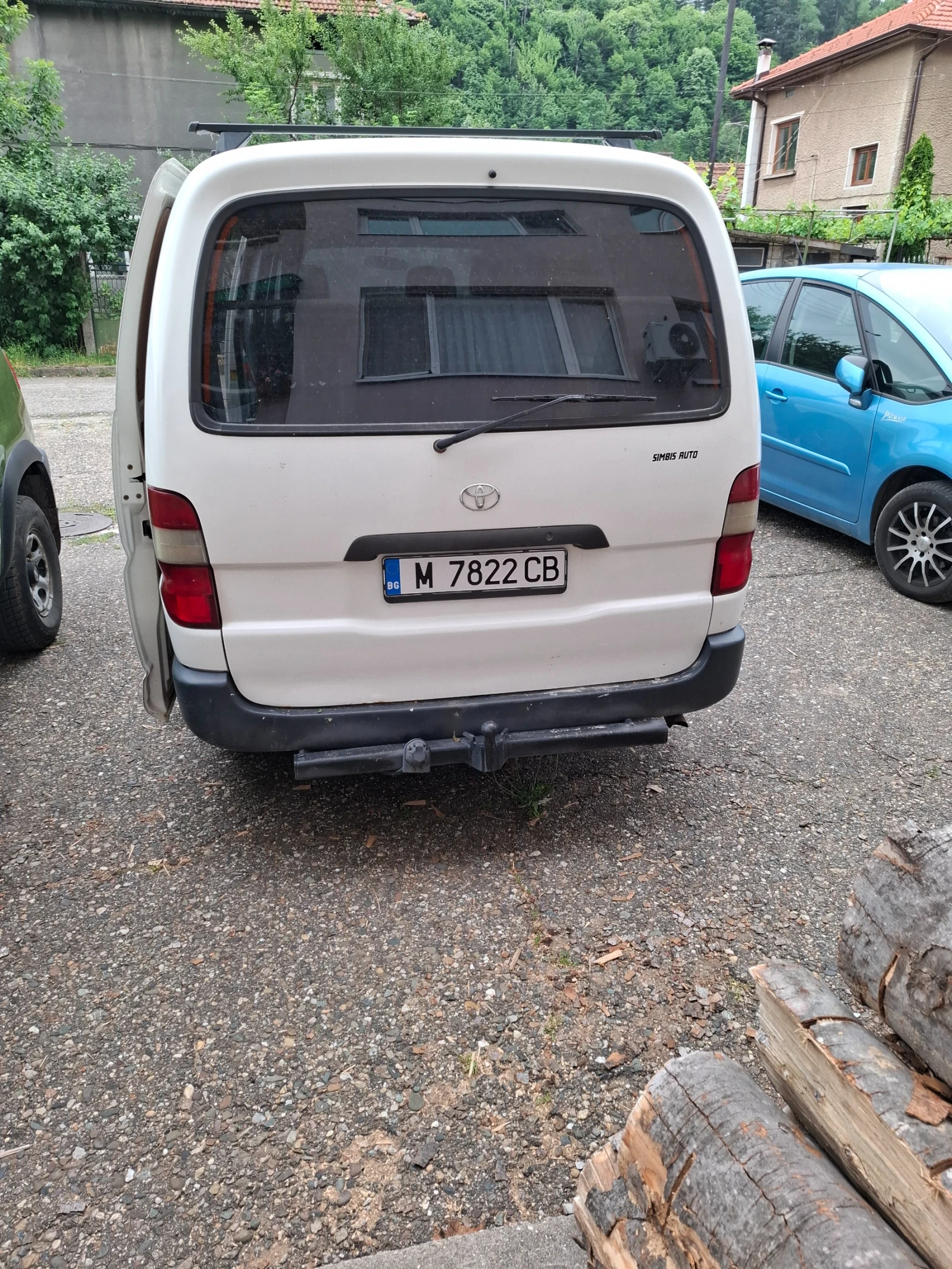 Toyota Hiace  - изображение 4