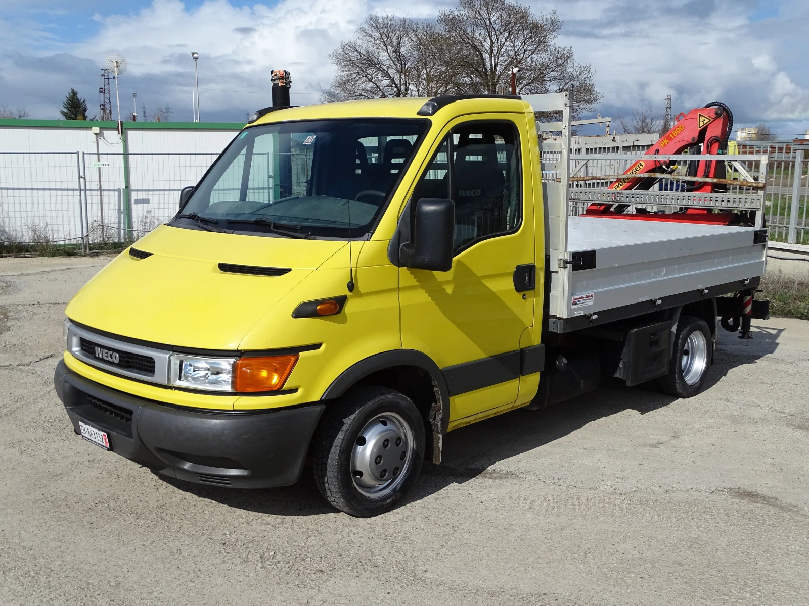 Iveco 35c11 БОРДОВИ С КРАН * PALFINGER 1800 kg* , снимка 5 - Бусове и автобуси - 54081106