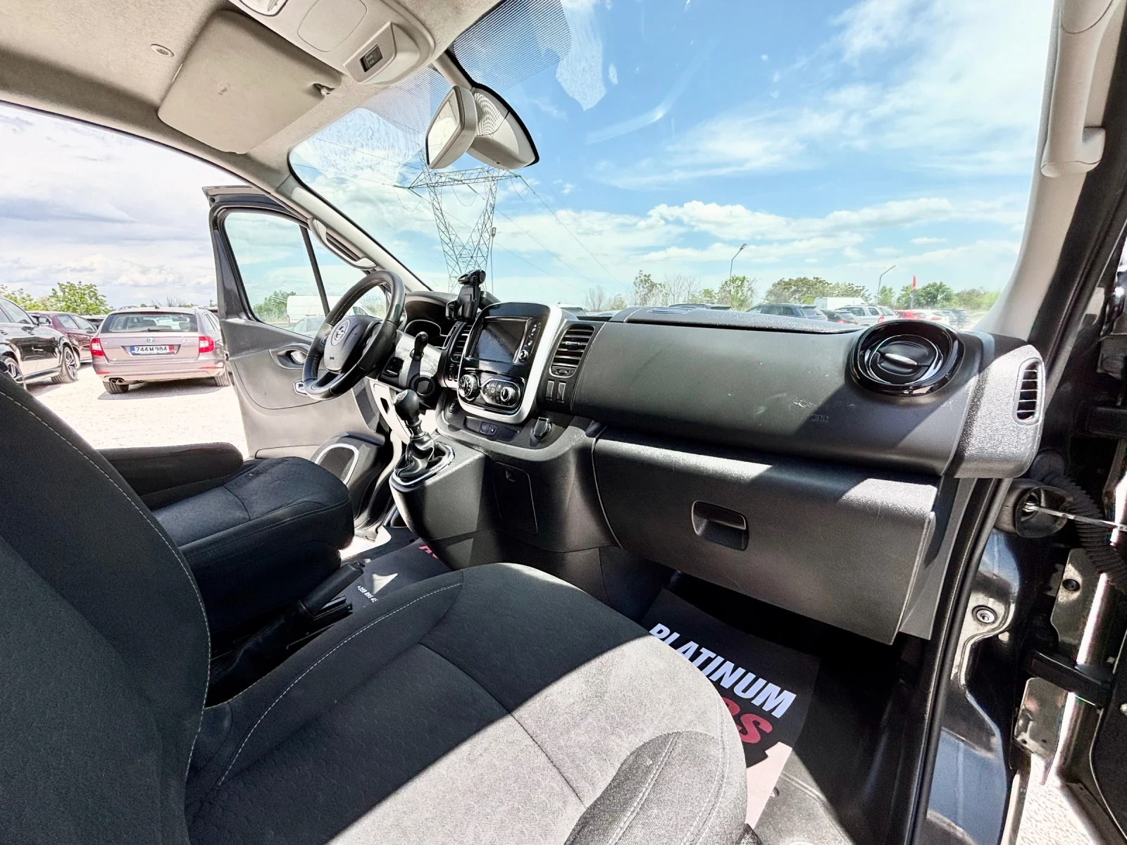 Opel Vivaro 1.6D/ПОДГРЕВ/NAVITOUCH/TOP, снимка 5 - Бусове и автобуси - 54544568