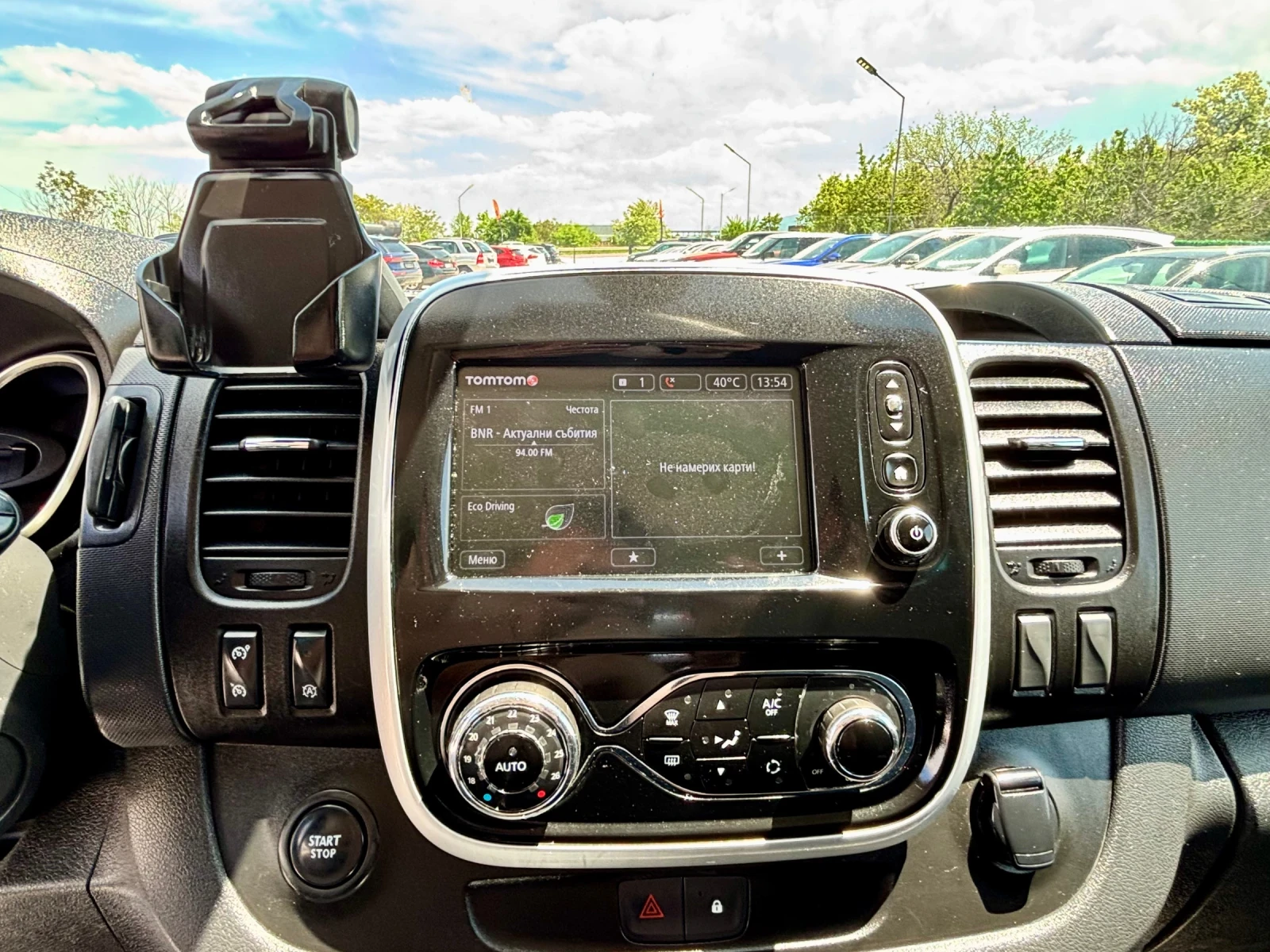 Opel Vivaro 1.6D/ПОДГРЕВ/NAVITOUCH/TOP, снимка 10 - Бусове и автобуси - 54544568