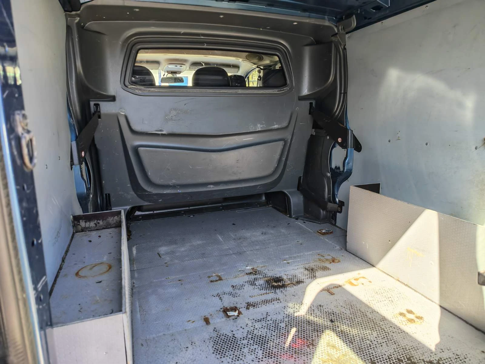 Opel Vivaro 1.6 CDTi BiTurbo , снимка 3 - Бусове и автобуси - 56118856